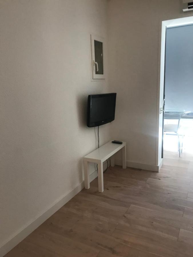 Studio 2 Adultes 2 Enfants Sanary Sur Mer A 800M De La Mer Екстериор снимка